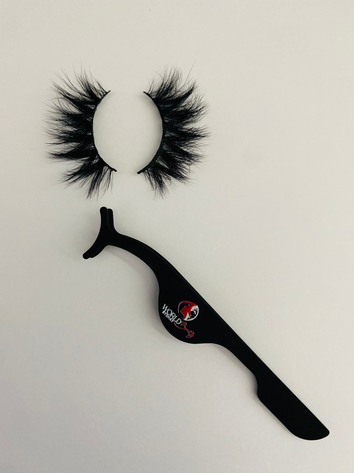 Bouje Lashes
